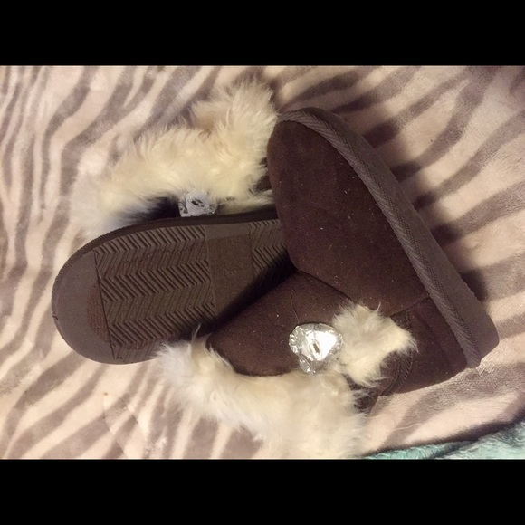 Toddler boots - Picture 1 of 3